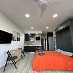 Verdiales Comfort, Center Studio, Beach, And Center Close By Namaste Elite شقة