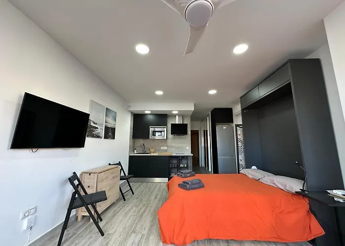 Verdiales Comfort, Center Studio, Beach, And Center Close By Namaste Elite Apartment