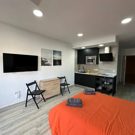 Verdiales Comfort, Center Studio, Beach, And Center Close By Namaste Elite